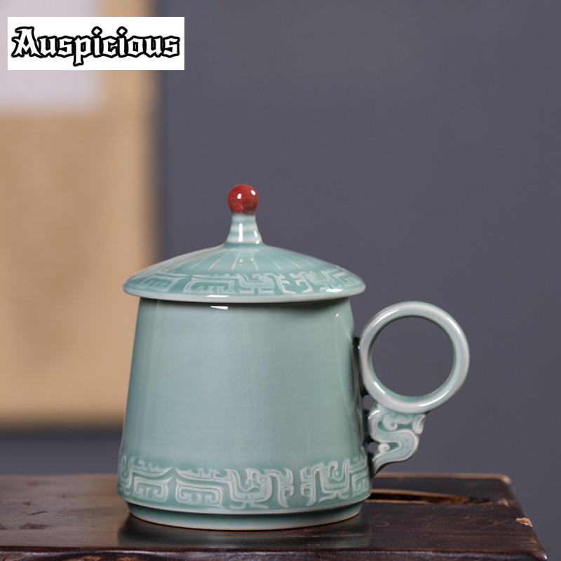 Celadon Ceramic Cup - 395 ml Longquan Seladon Bronze Muster