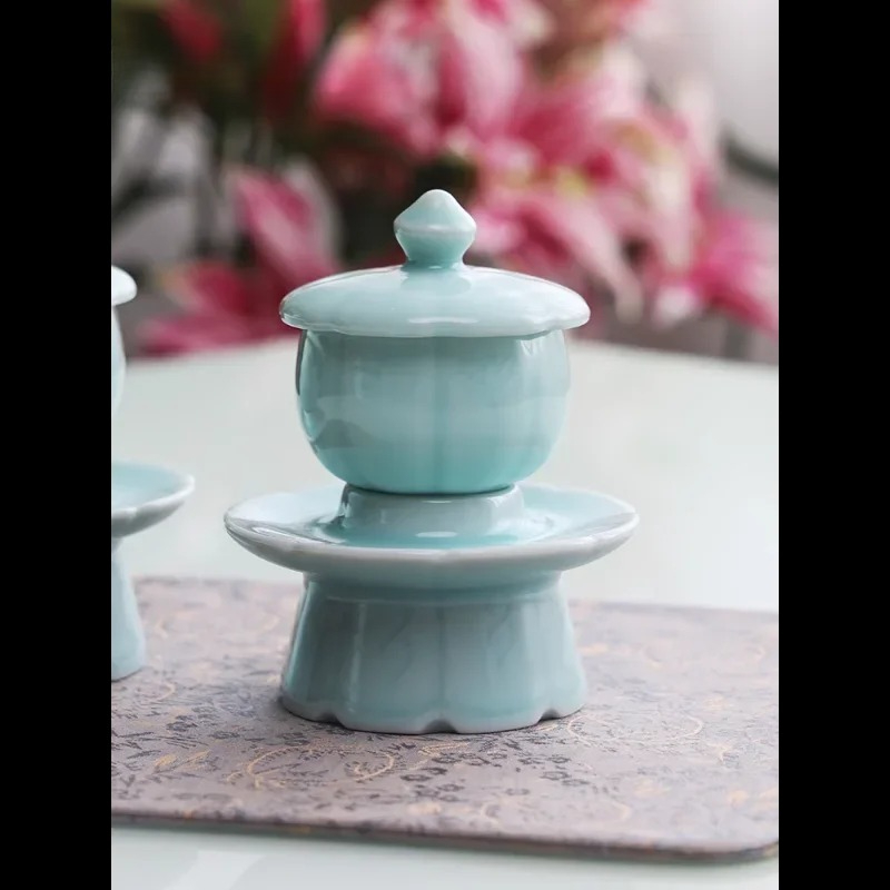 Celadon-Becher mit Weihwasser, – Celadon Ceramic Cup Bewertung und Preis